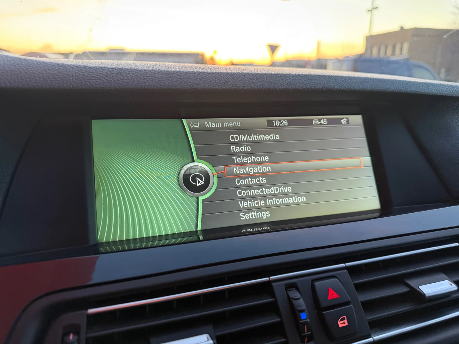 BMW 530 Обдухване* Подгрев* Автоматик, снимка 11 - Автомобили и джипове - 53801880