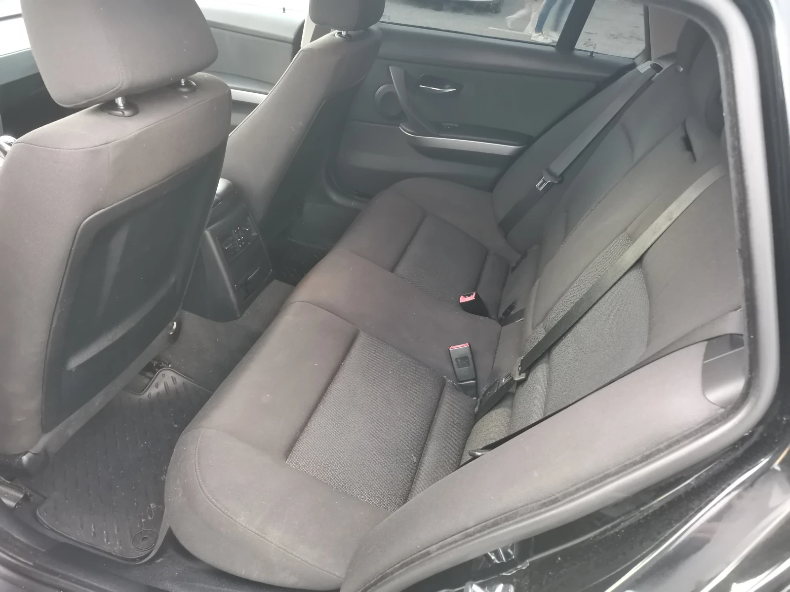 BMW 318, снимка 10 - Автомобили и джипове - 53841384