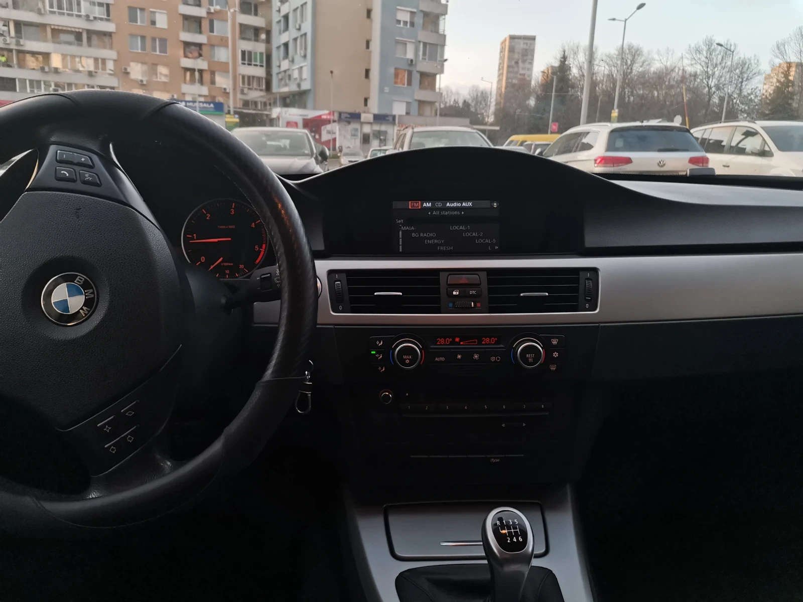 BMW 318, снимка 7 - Автомобили и джипове - 53841384