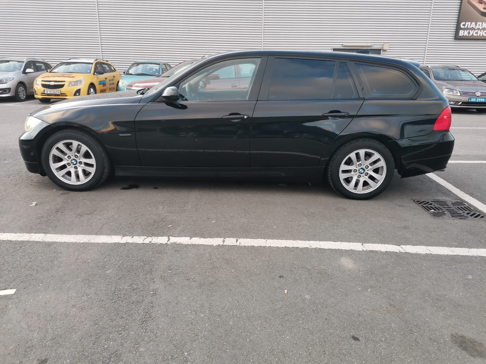 BMW 318, снимка 13 - Автомобили и джипове - 53841384