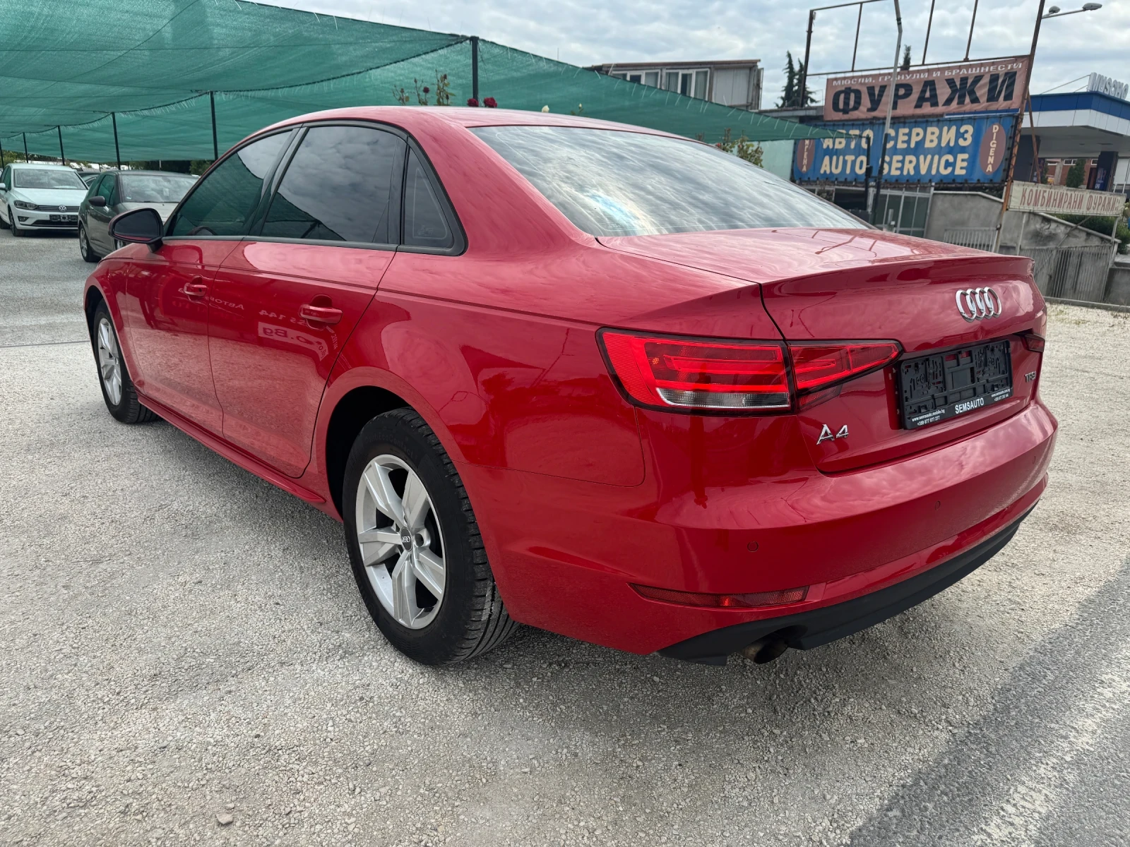 Audi A4 1.4 TFSI 150кс* S-Tronic * Led * Matrix* Carplay , снимка 6 - Автомобили и джипове - 54455501