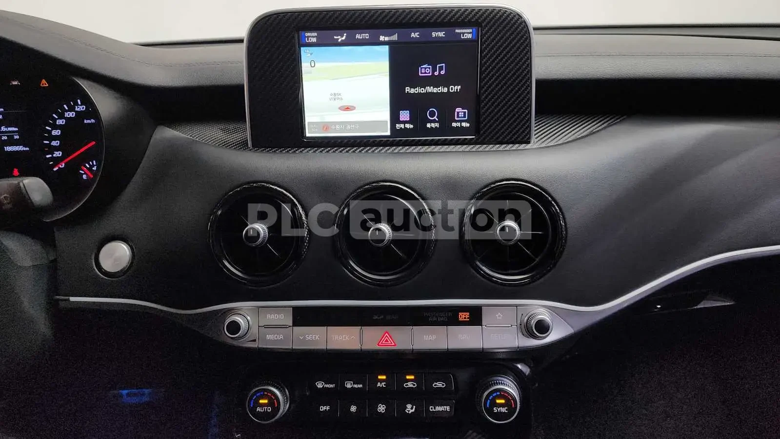Kia Stinger !!!FULL SPECIAL!!!, снимка 12 - Автомобили и джипове - 54881704
