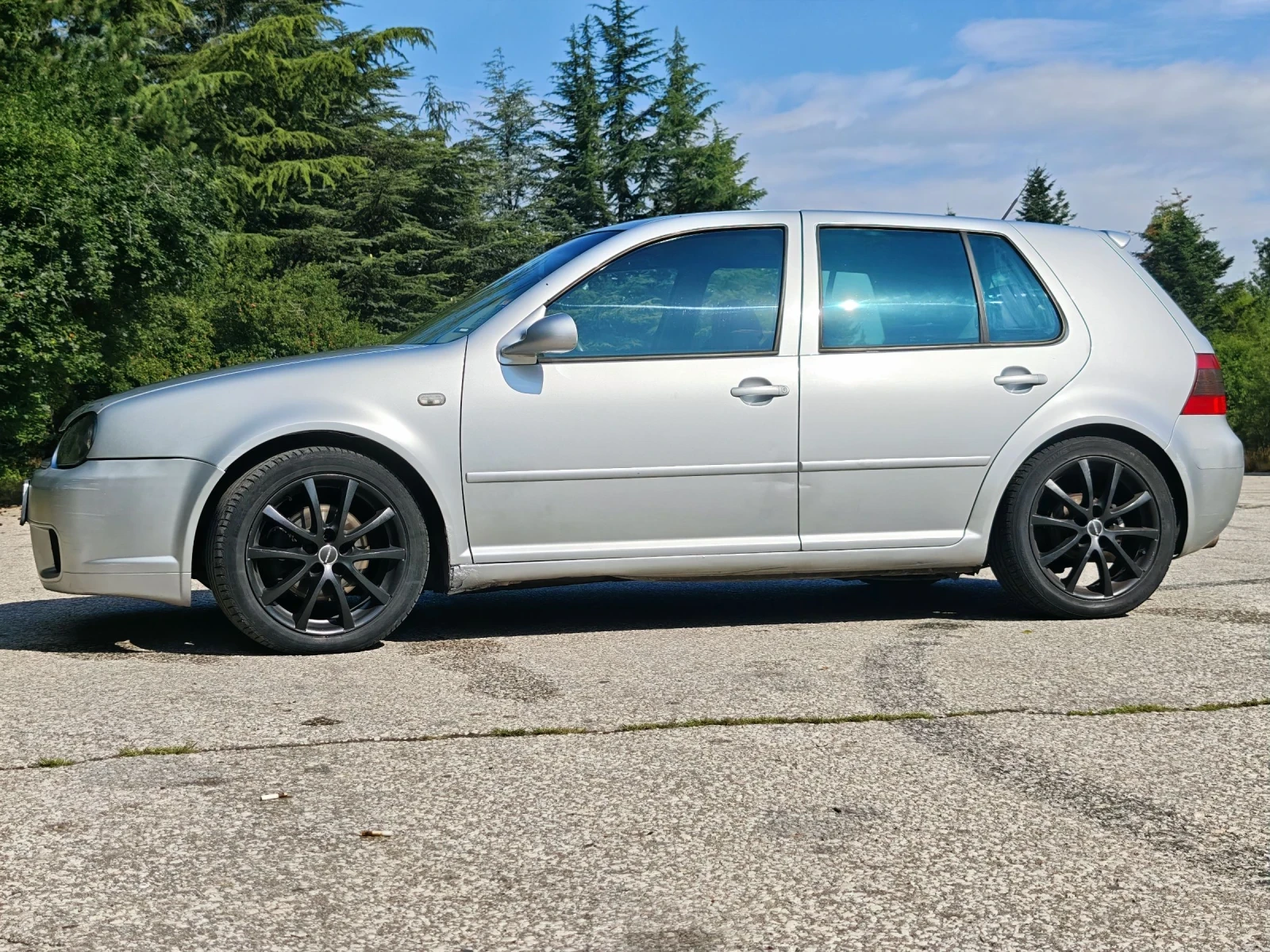 VW Golf 1.8 turbo, снимка 4 - Автомобили и джипове - 55418499