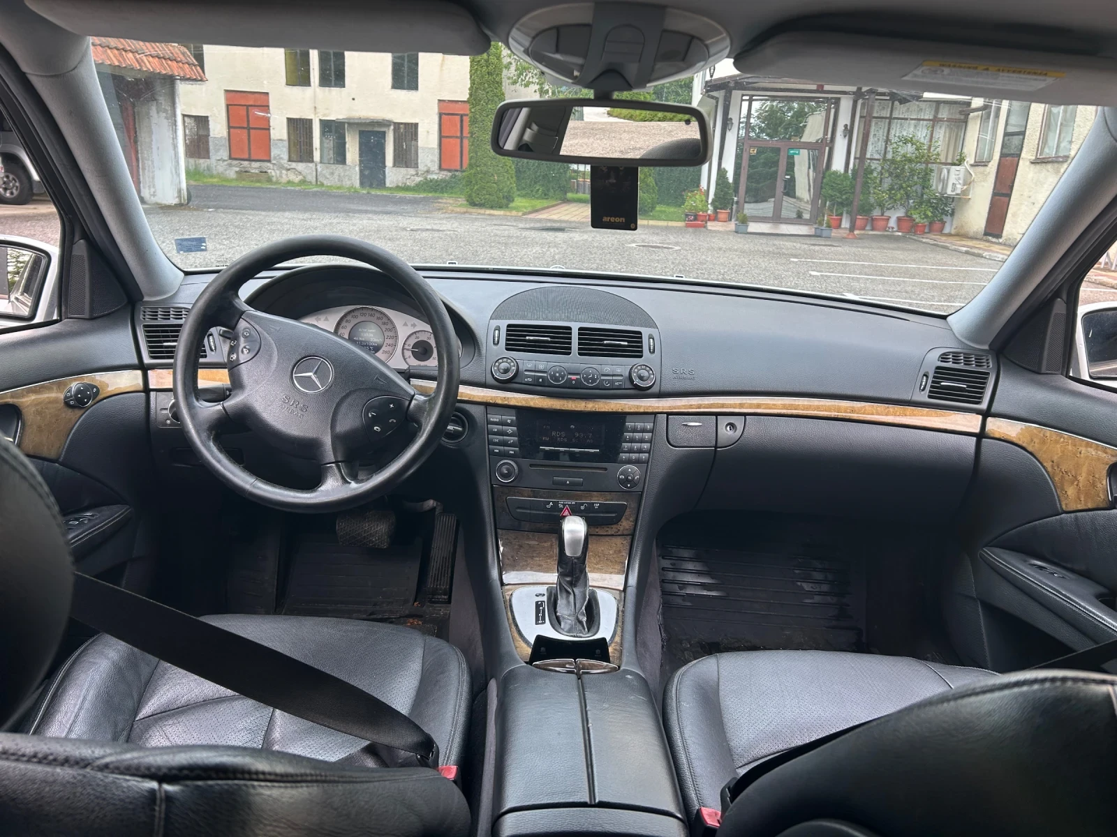 Mercedes-Benz E 320 3.2CDI, снимка 6 - Автомобили и джипове - 55314660
