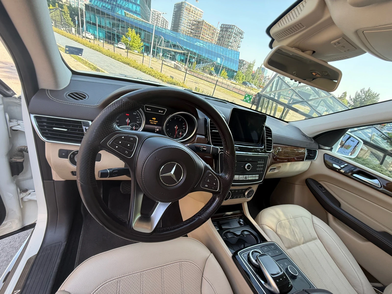 Mercedes-Benz GLS 450, снимка 9 - Автомобили и джипове - 55338192