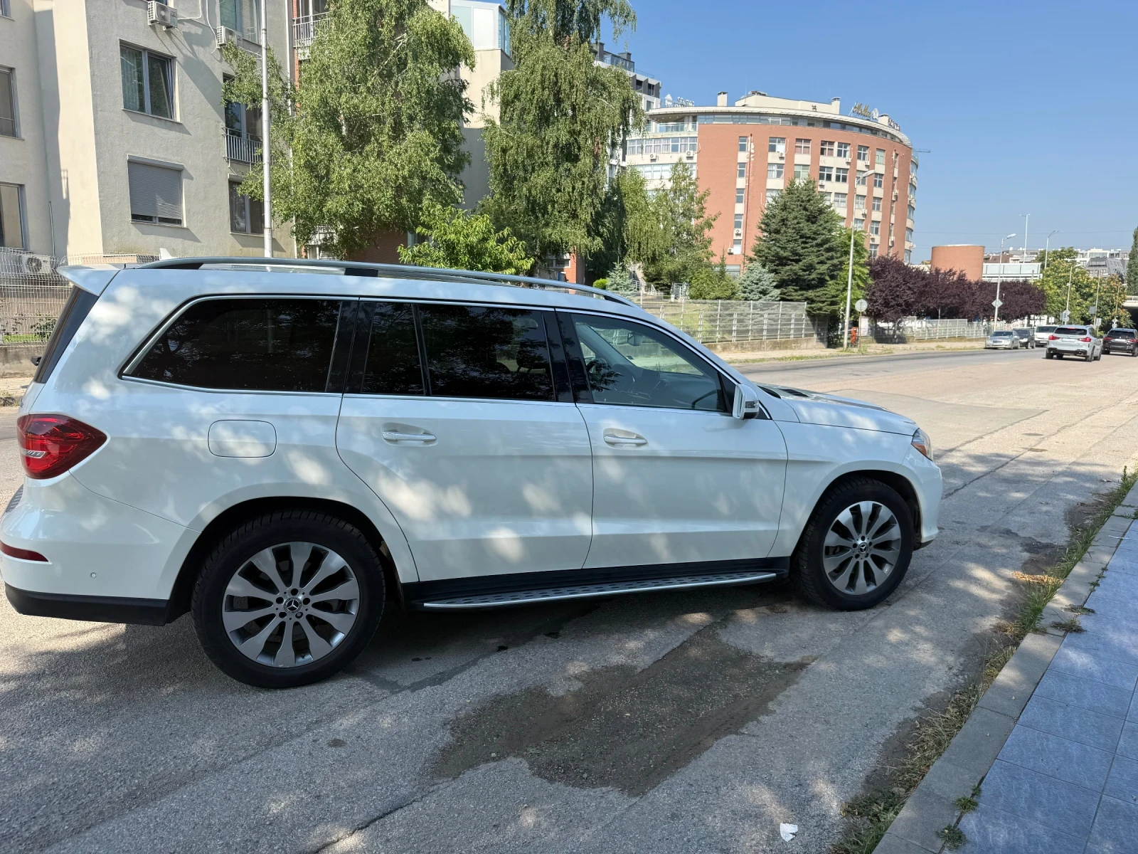 Mercedes-Benz GLS 450, снимка 3 - Автомобили и джипове - 55338192