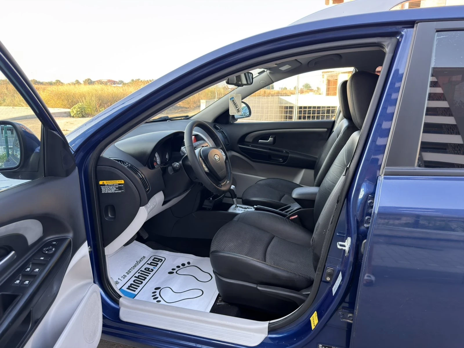 Kia Ceed 2.0i Style, снимка 9 - Автомобили и джипове - 55365815