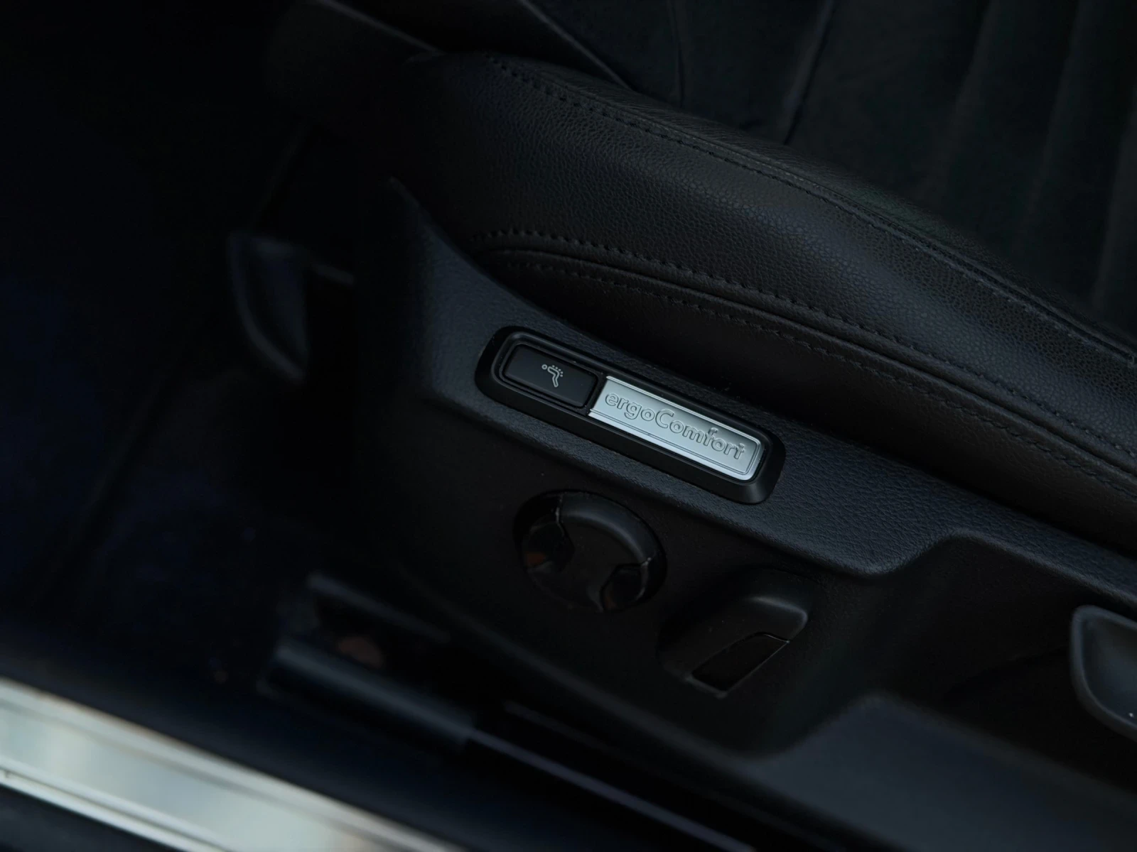 VW Passat 2.0TDI DSG HIGHLINE XENON LED ALKANTARA | Mobile.bg � ����������� 11
