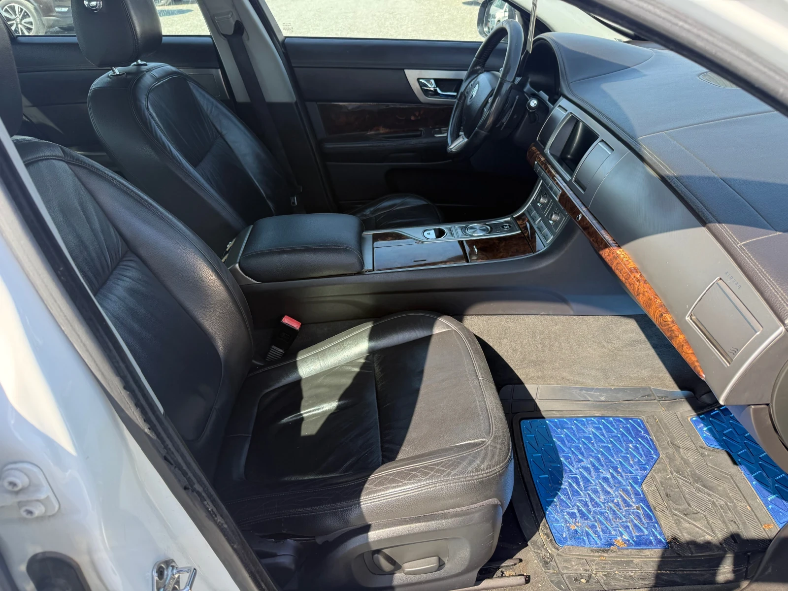 Jaguar Xf (KATO НОВА), снимка 14 - Автомобили и джипове - 55899046