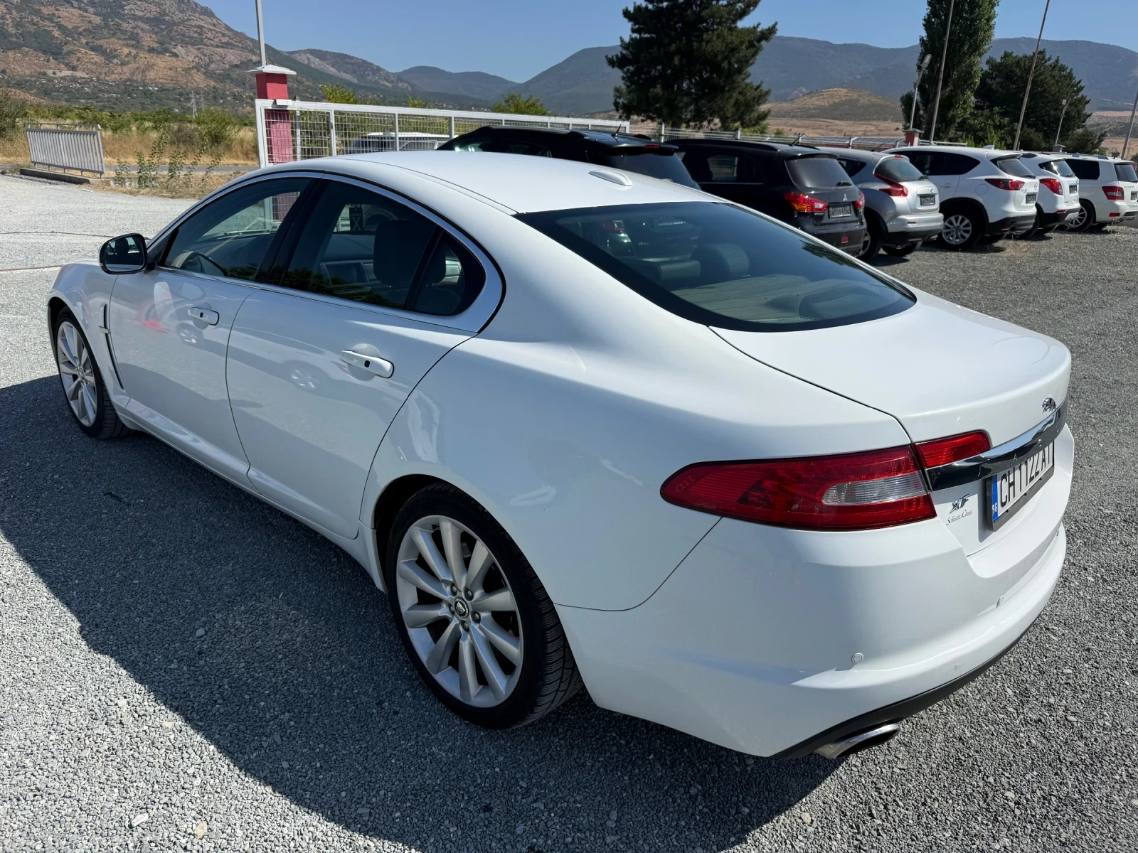 Jaguar Xf (KATO НОВА), снимка 8 - Автомобили и джипове - 55899046