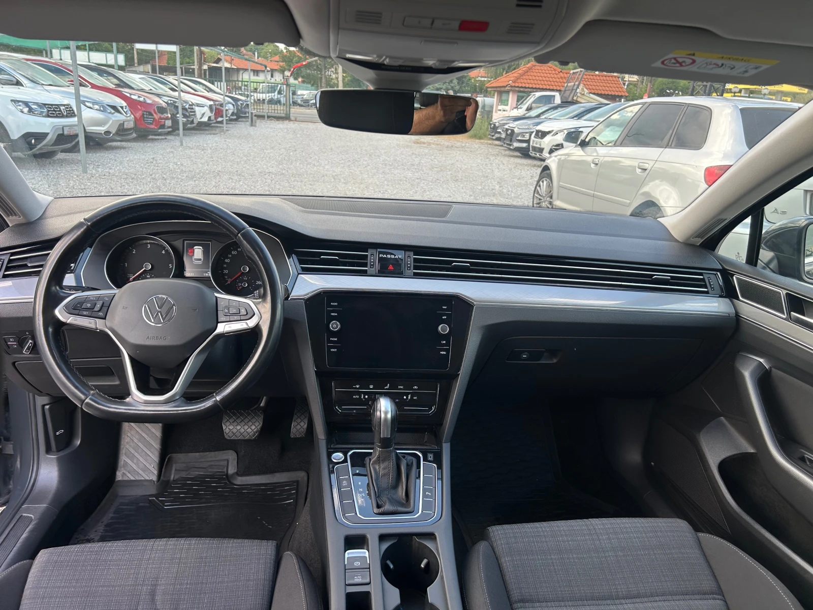 VW Passat 2.0TDI EURO6D, снимка 10 - Автомобили и джипове - 55911316