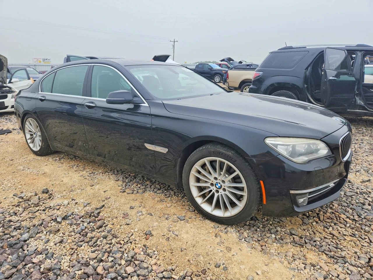 BMW 750 4.4l Lxi, снимка 4 - Автомобили и джипове - 56025755