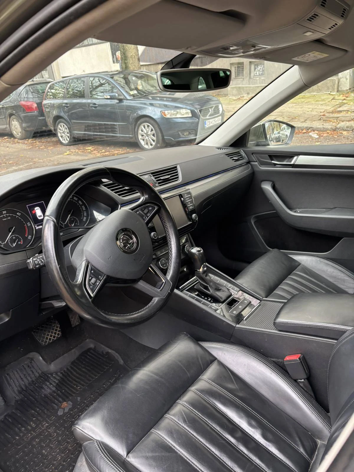 Skoda Superb Еуратек Ауто, снимка 9 - Автомобили и джипове - 56641344