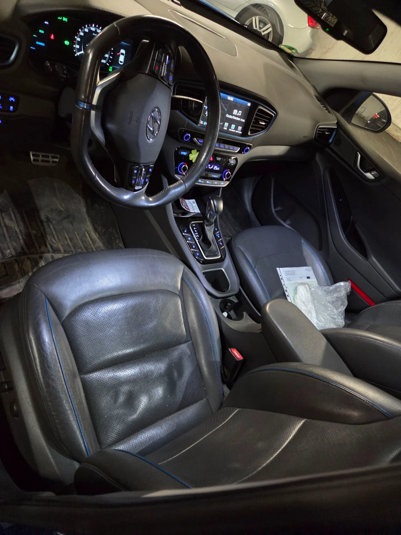 Hyundai Ioniq PLUG IN HYBRID , снимка 5 - Автомобили и джипове - 56736247