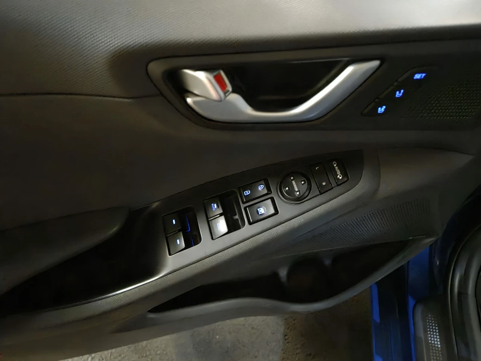 Hyundai Ioniq PLUG IN HYBRID , снимка 7 - Автомобили и джипове - 56736247