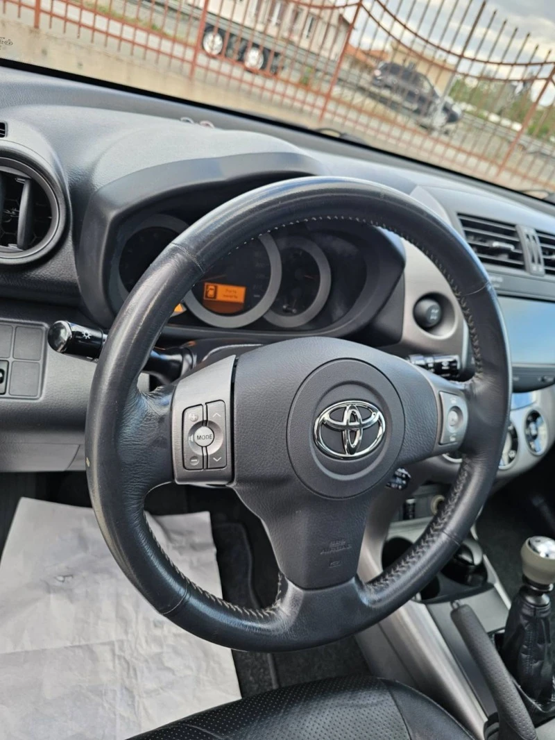 Toyota Rav4 2.2D-CAT/177к.с./EXCLUSIVE/CROSSOVER, снимка 12 - Автомобили и джипове - 45538604