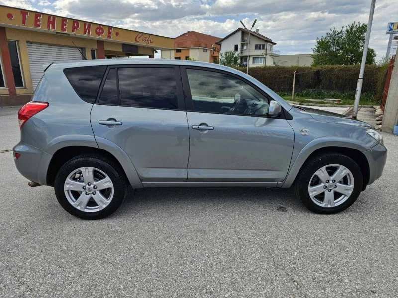 Toyota Rav4 2.2D-CAT/177к.с./EXCLUSIVE/CROSSOVER, снимка 7 - Автомобили и джипове - 45538604