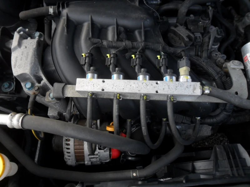 Nissan Qashqai 1.6 й газ, снимка 10 - Автомобили и джипове - 52181319