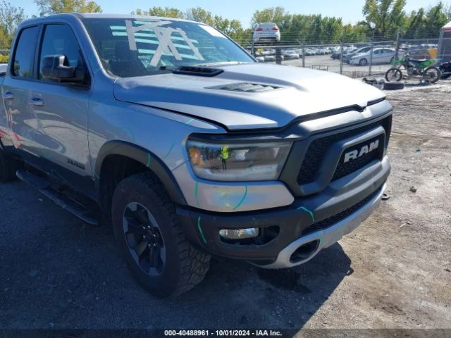 Dodge RAM 1500 REBEL QUAD CAB 4X4 6&#39;4 BOX, снимка 6 - Автомобили и джипове - 47864974