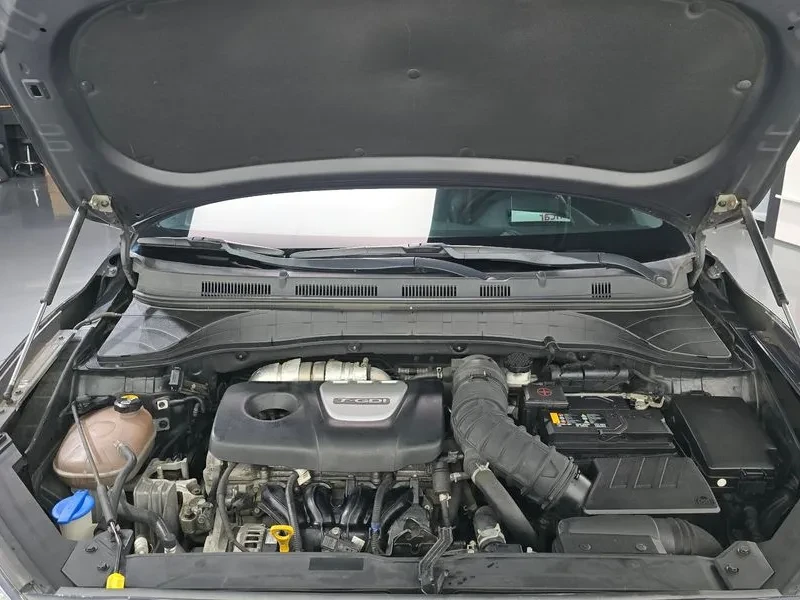 Hyundai Kona 1.6 Turbo 2Wd Premium, снимка 6 - Автомобили и джипове - 55616224