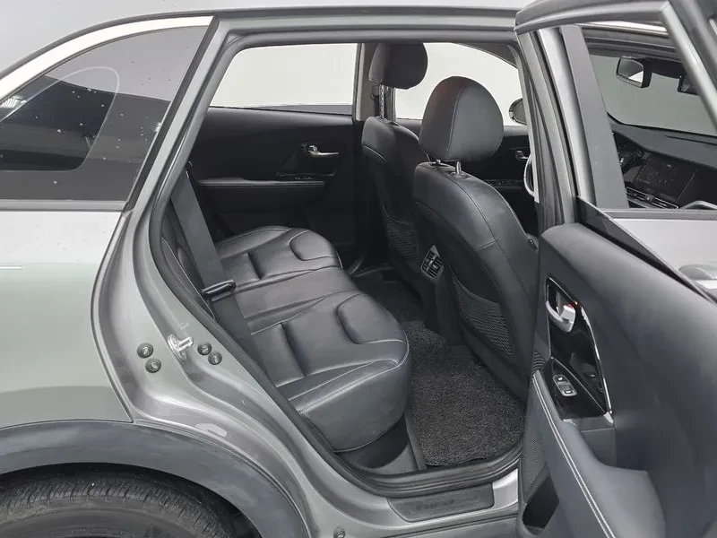 Kia Niro Ev Noblesse, снимка 11 - Автомобили и джипове - 55925968