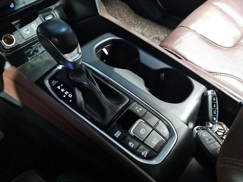 Hyundai Santa fe Diesel 2, 0 4WD| 184�.�. | Mobile.bg � ����������� 9