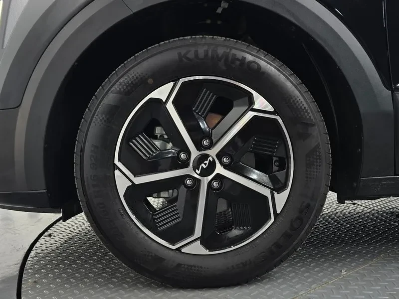 Kia Niro 1.6/HEV/ Trendy, снимка 5 - Автомобили и джипове - 56718972