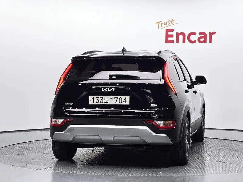Kia Niro 1.6/HEV/ Trendy, снимка 4 - Автомобили и джипове - 56718972