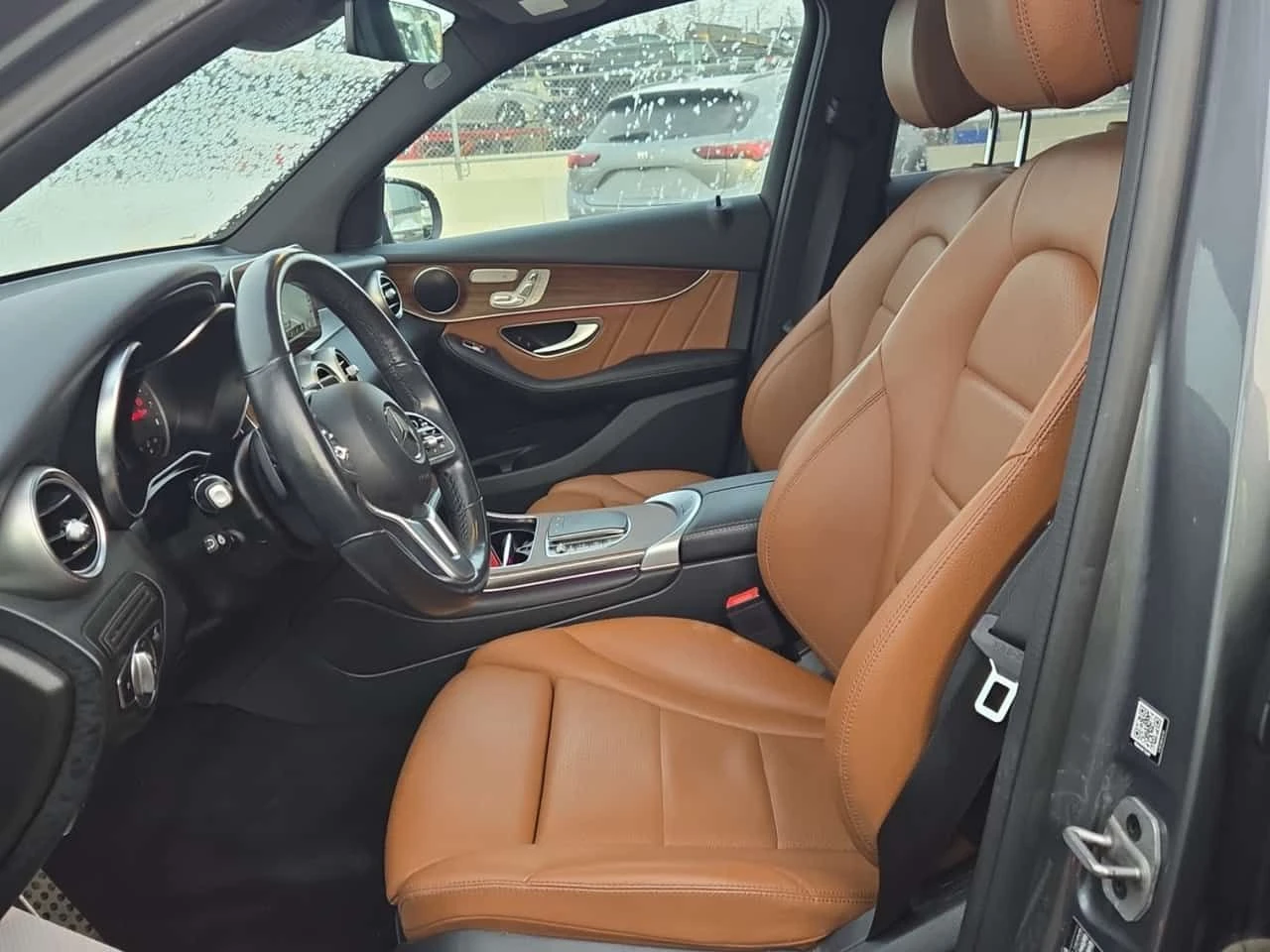 Mercedes-Benz GLC * 300 * * KEYLESS GO* * ПАНОРАМА*  - изображение 5