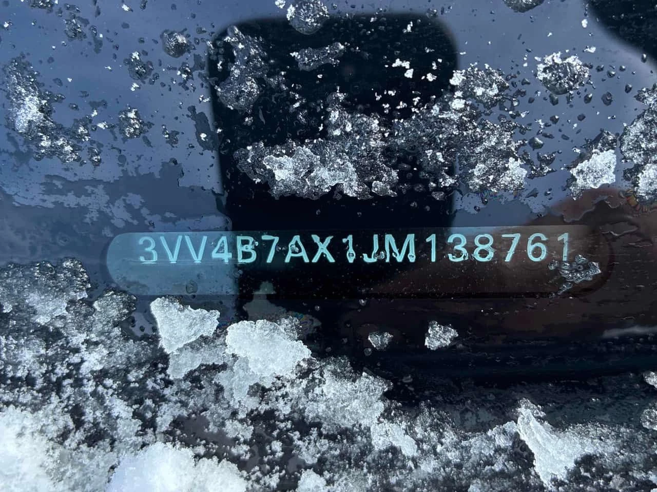 VW Tiguan HIGHLINE/CARFAX/ПОДГЕВ/ПАНО/ДИГ.КМ./КЛИП/+ ГУМИ, снимка 14 - Автомобили и джипове - 54034250