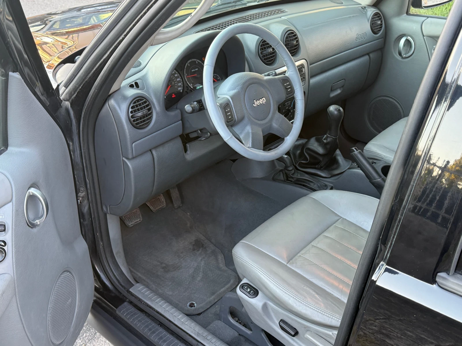 Jeep Cherokee 2.8L CRD 163k.c. 133хил.км, снимка 7 - Автомобили и джипове - 54416590