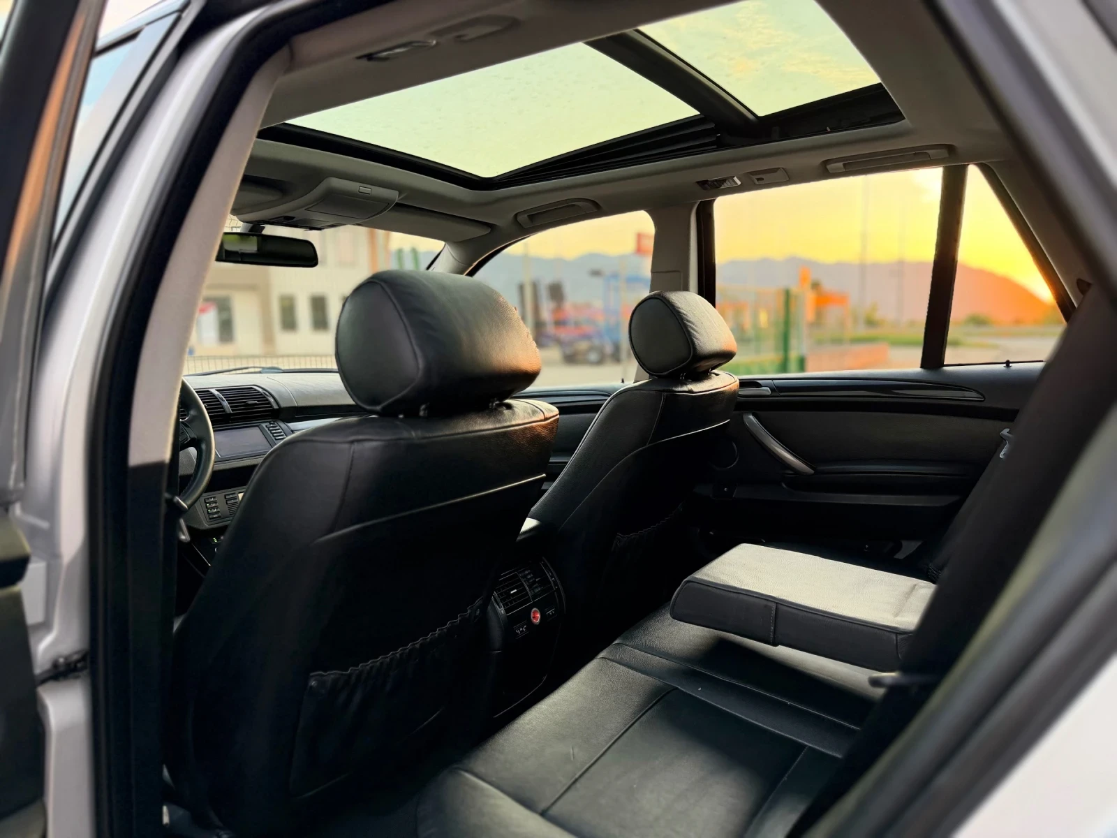 BMW X5 3.0d~218hp~FACELIFT~ПАНОРАМА~КОЖА~КСЕНОН, снимка 15 - Автомобили и джипове - 54416077