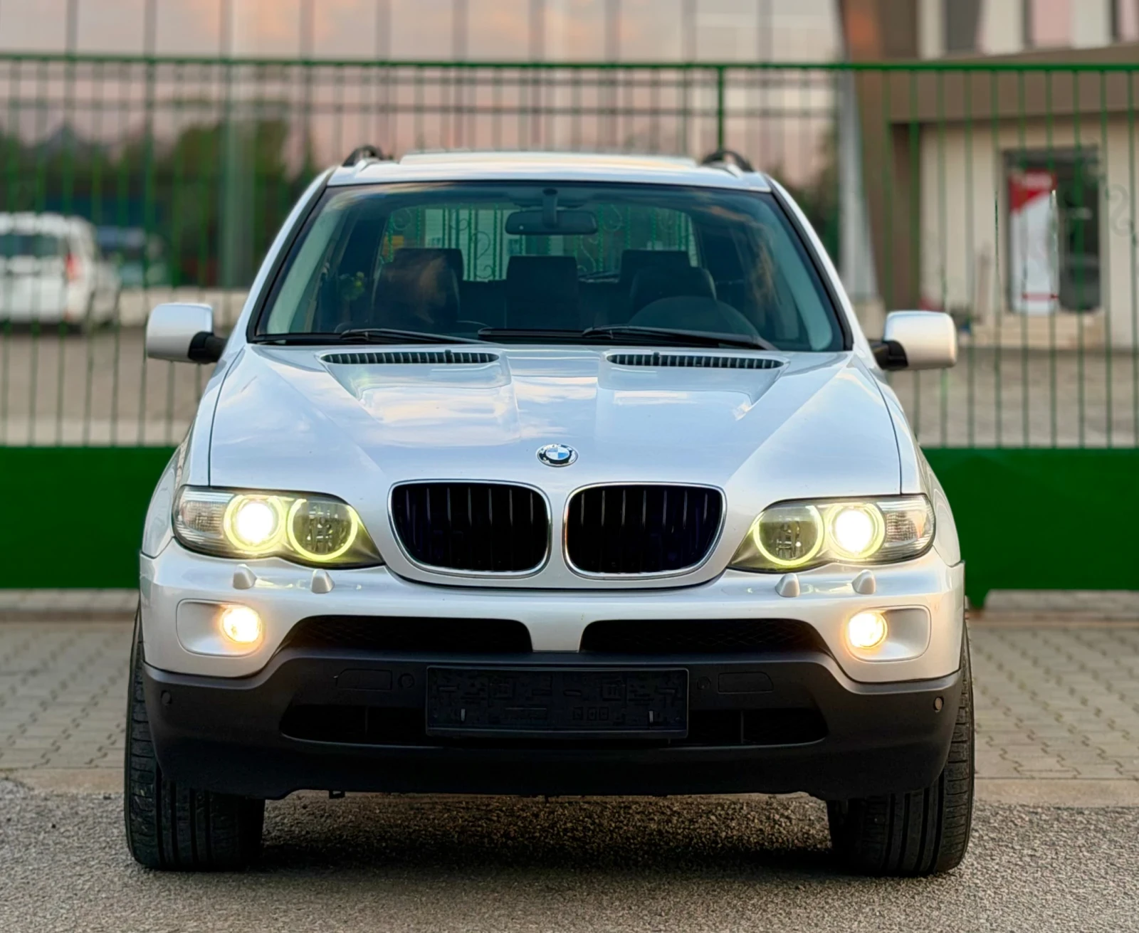BMW X5 3.0d~218hp~FACELIFT~ПАНОРАМА~КОЖА~КСЕНОН, снимка 2 - Автомобили и джипове - 54416077