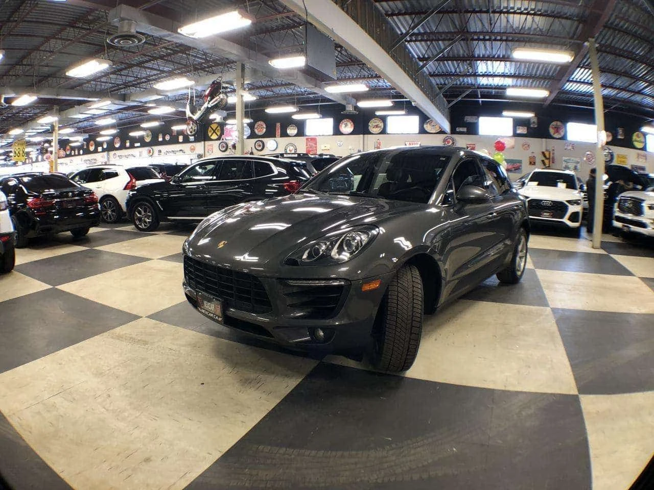 Porsche Macan * S AWD LEATHER PAN/ROOF NAV B/SPOT L/ASSIST CAMER, снимка 3 - Автомобили и джипове - 54783895
