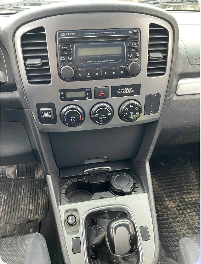 Suzuki Grand vitara, снимка 6 - Автомобили и джипове - 55789849