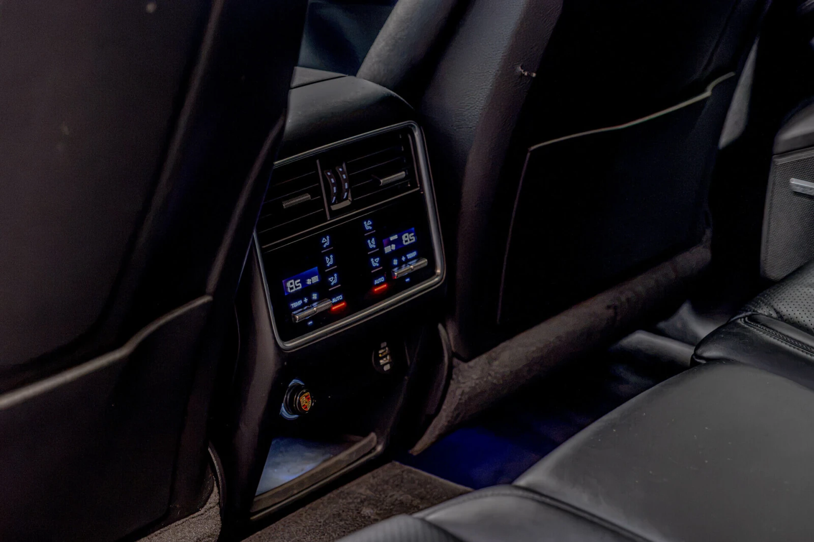 Porsche Cayenne S V6T/Bose/Sport Chrono/PASM/PDC/Distronic/Камера, снимка 10 - Автомобили и джипове - 55381587