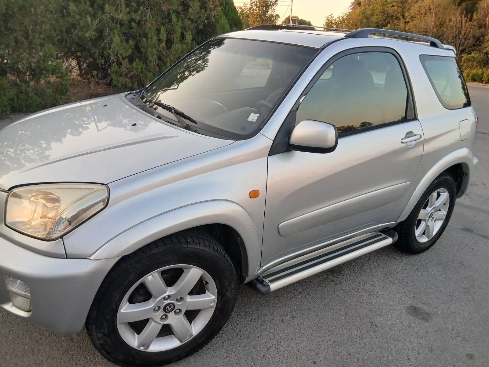 Toyota Rav4 2.0i * АВТОМАТИК* , снимка 2 - Автомобили и джипове - 55545963