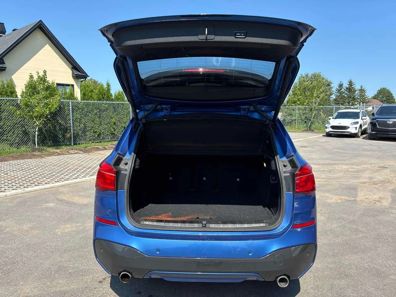 BMW X1 М ПАКЕТ/xDrive28i/CARFAX/ПОДГРЕВ/ПАМЕТ/ПАНОРАМА/, снимка 14 - Автомобили и джипове - 55590327