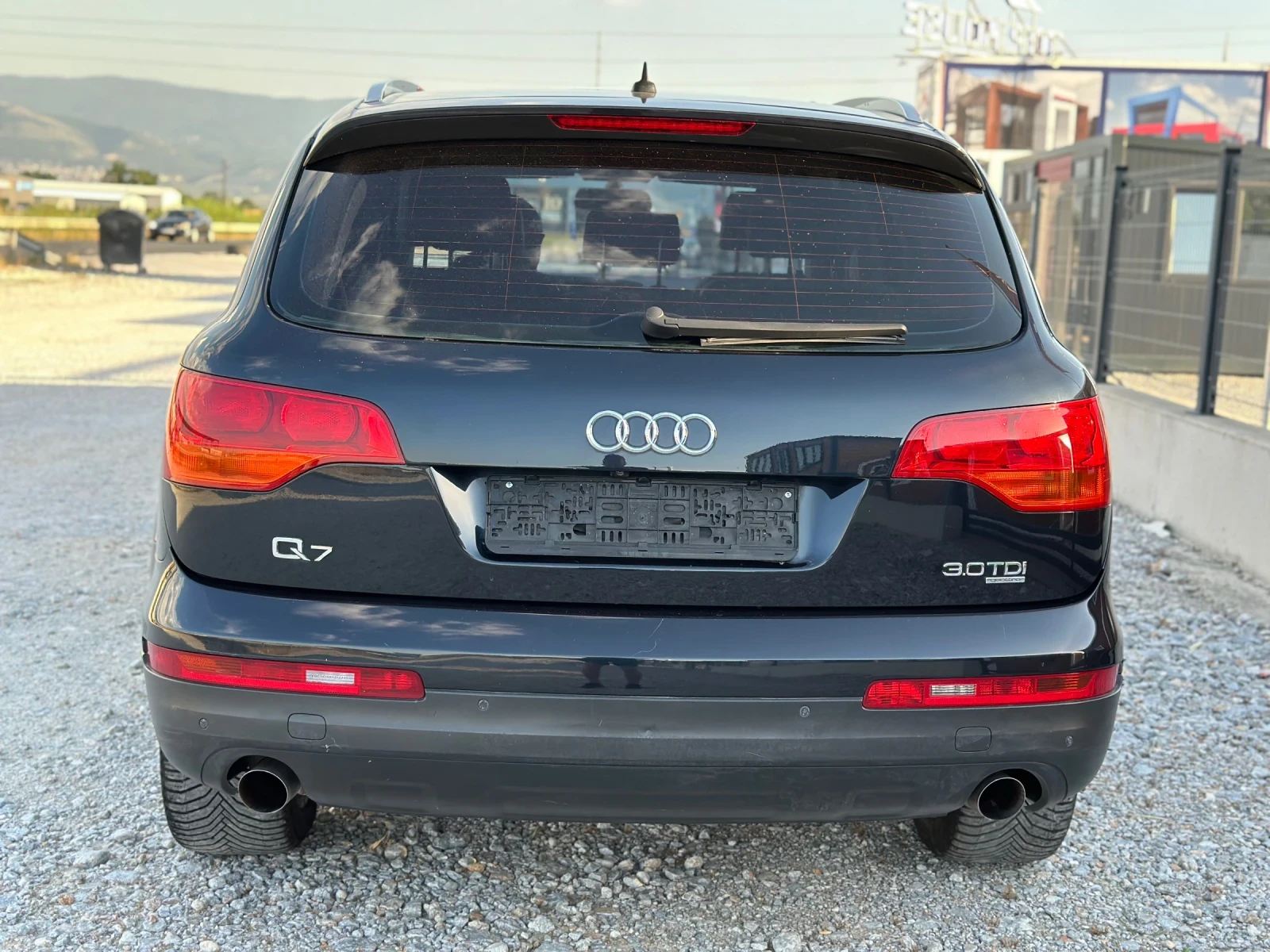 Audi Q7 3000 TDI 7местна, снимка 7 - Автомобили и джипове - 56011095