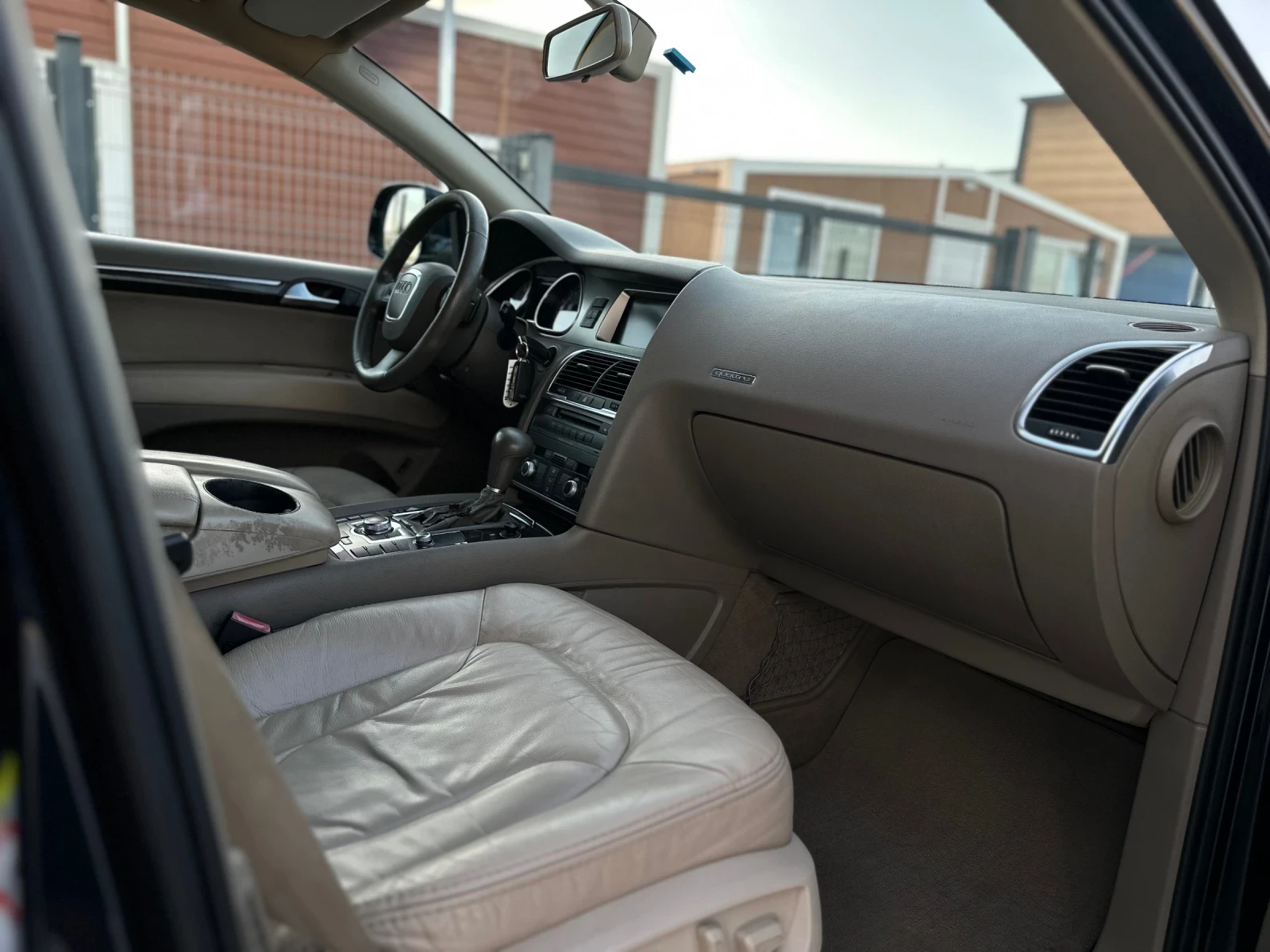 Audi Q7 3000 TDI 7местна, снимка 11 - Автомобили и джипове - 56011095