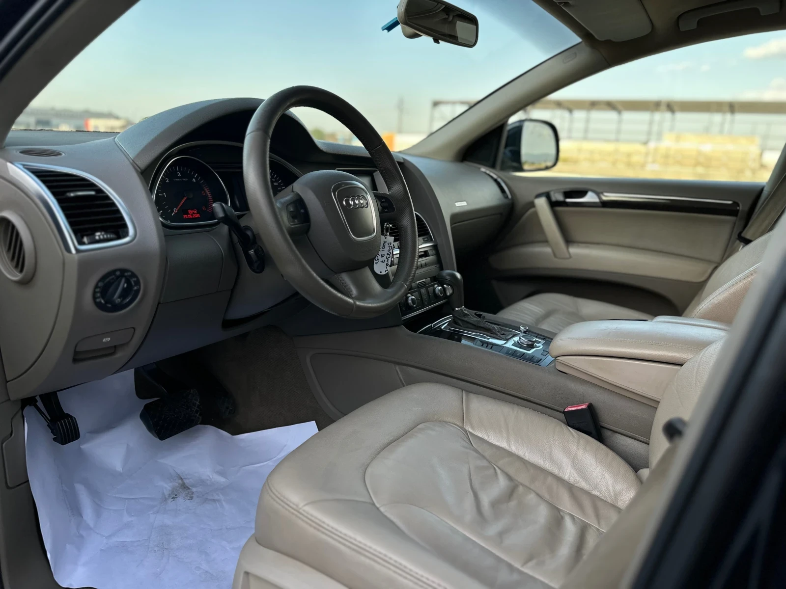 Audi Q7 3000 TDI 7местна, снимка 10 - Автомобили и джипове - 56011095