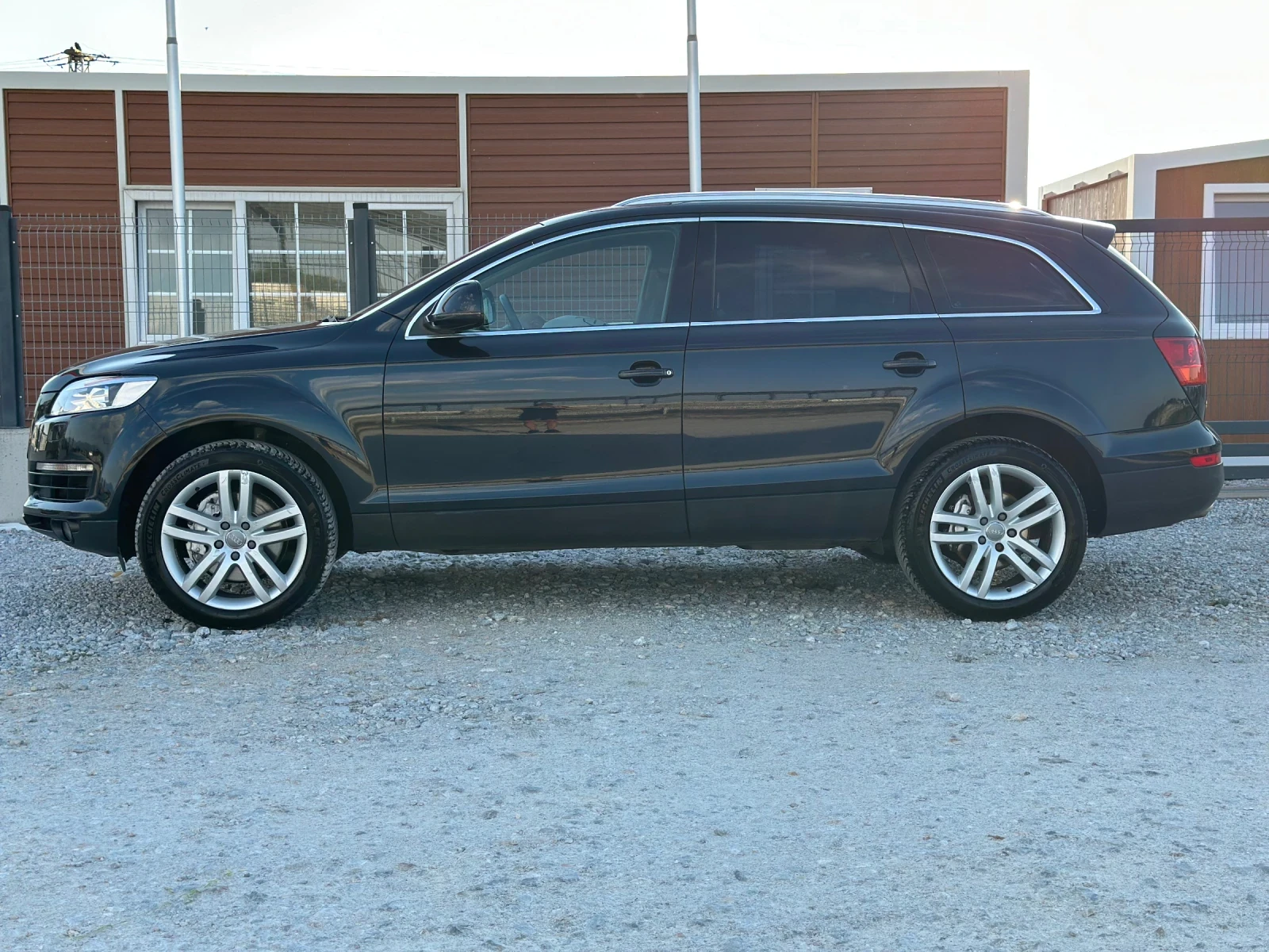 Audi Q7 3000 TDI 7местна, снимка 5 - Автомобили и джипове - 56011095