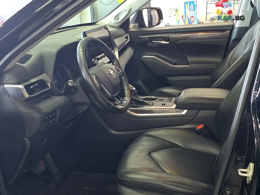Toyota Highlander 2.5L Hybrid* PLATINUM, снимка 9 - Автомобили и джипове - 56202443
