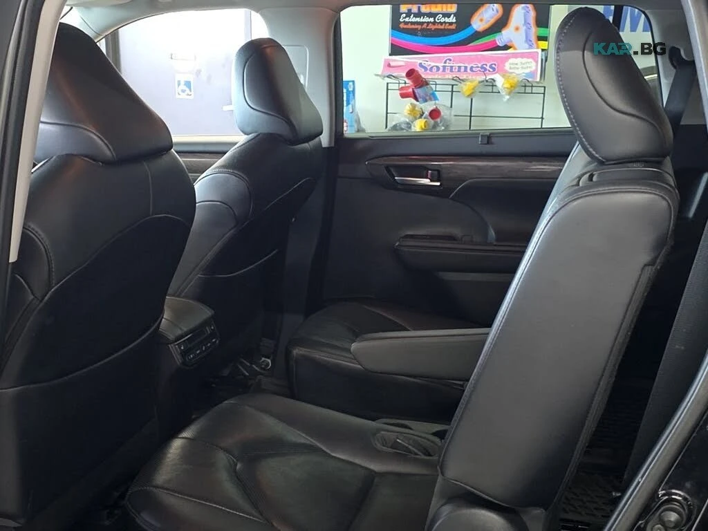 Toyota Highlander 2.5L Hybrid* PLATINUM, снимка 15 - Автомобили и джипове - 56202443
