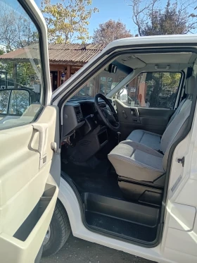 VW Transporter 2.5TDi ДЪЛГА БАЗА КЛИМАТИК, снимка 5