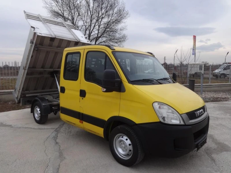 Iveco Daily 3.0HPI  КАТ. * Б* 7-места, снимка 1 - Бусове и автобуси - 39333495