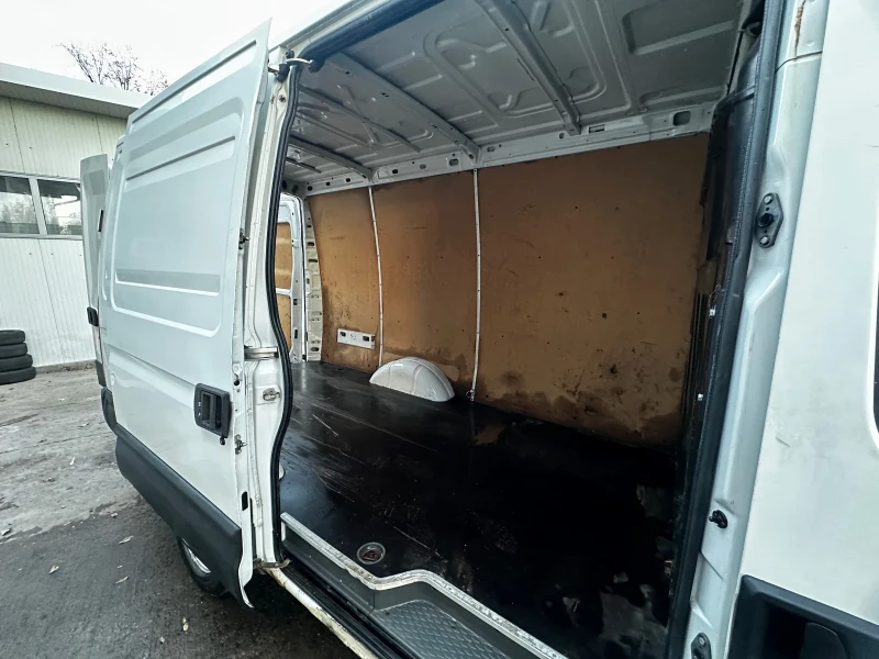 Iveco Daily 2.3HPI, снимка 14 - Бусове и автобуси - 52300102