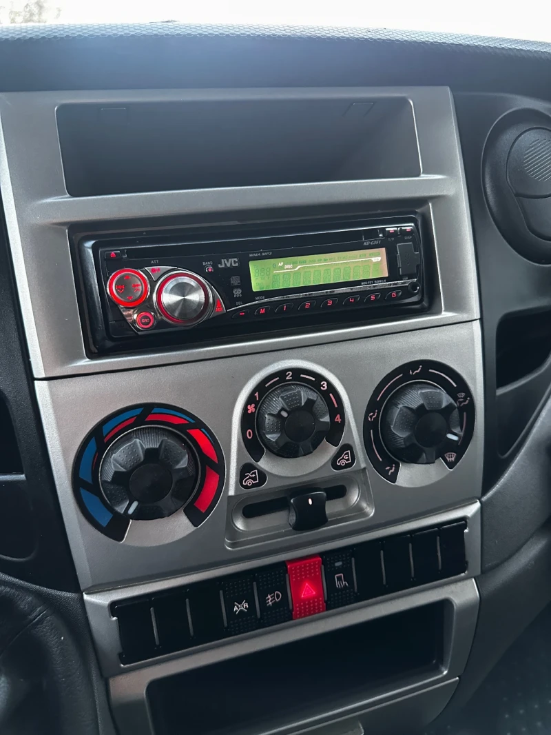 Iveco Daily 2.3HPI, снимка 9 - Бусове и автобуси - 52300102