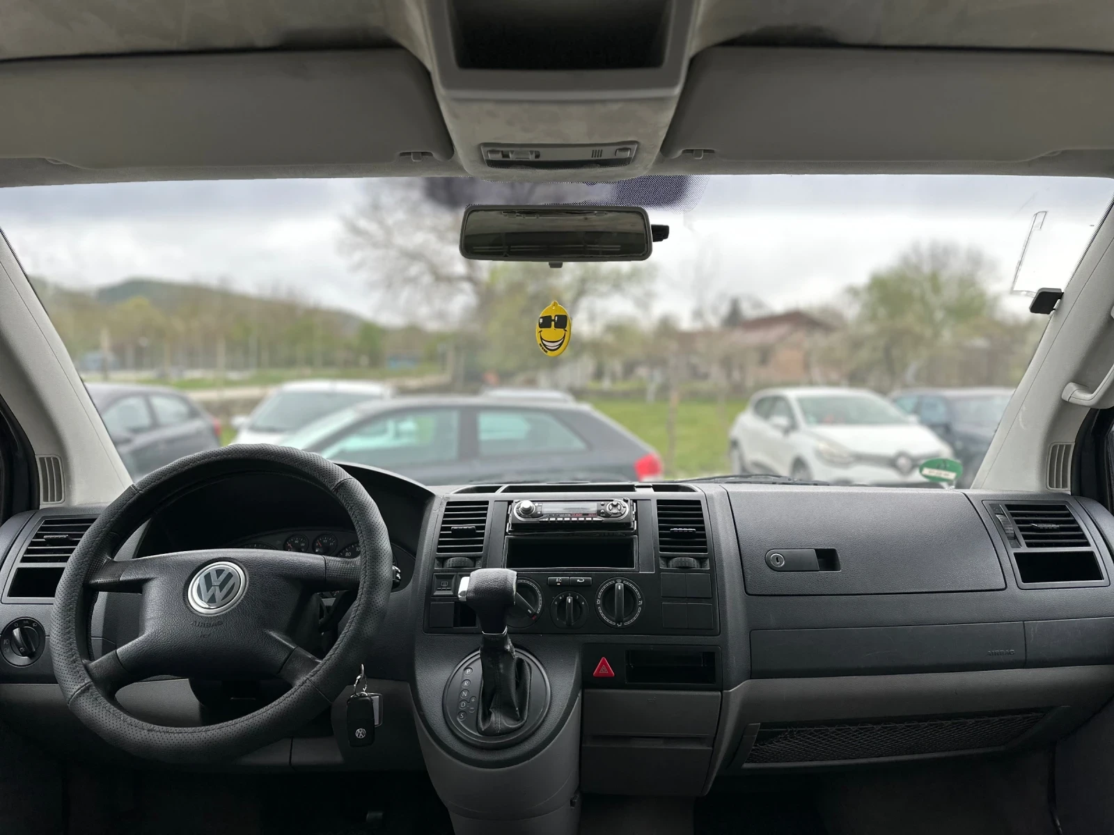 VW Transporter 2.5 TDI АВТОМАТ - изображение 9