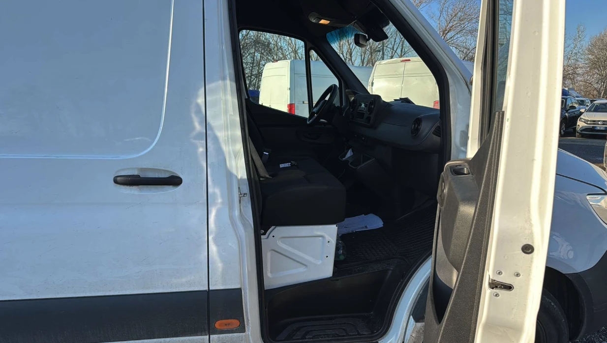 Mercedes-Benz Sprinter Business, снимка 10 - Бусове и автобуси - 54219323